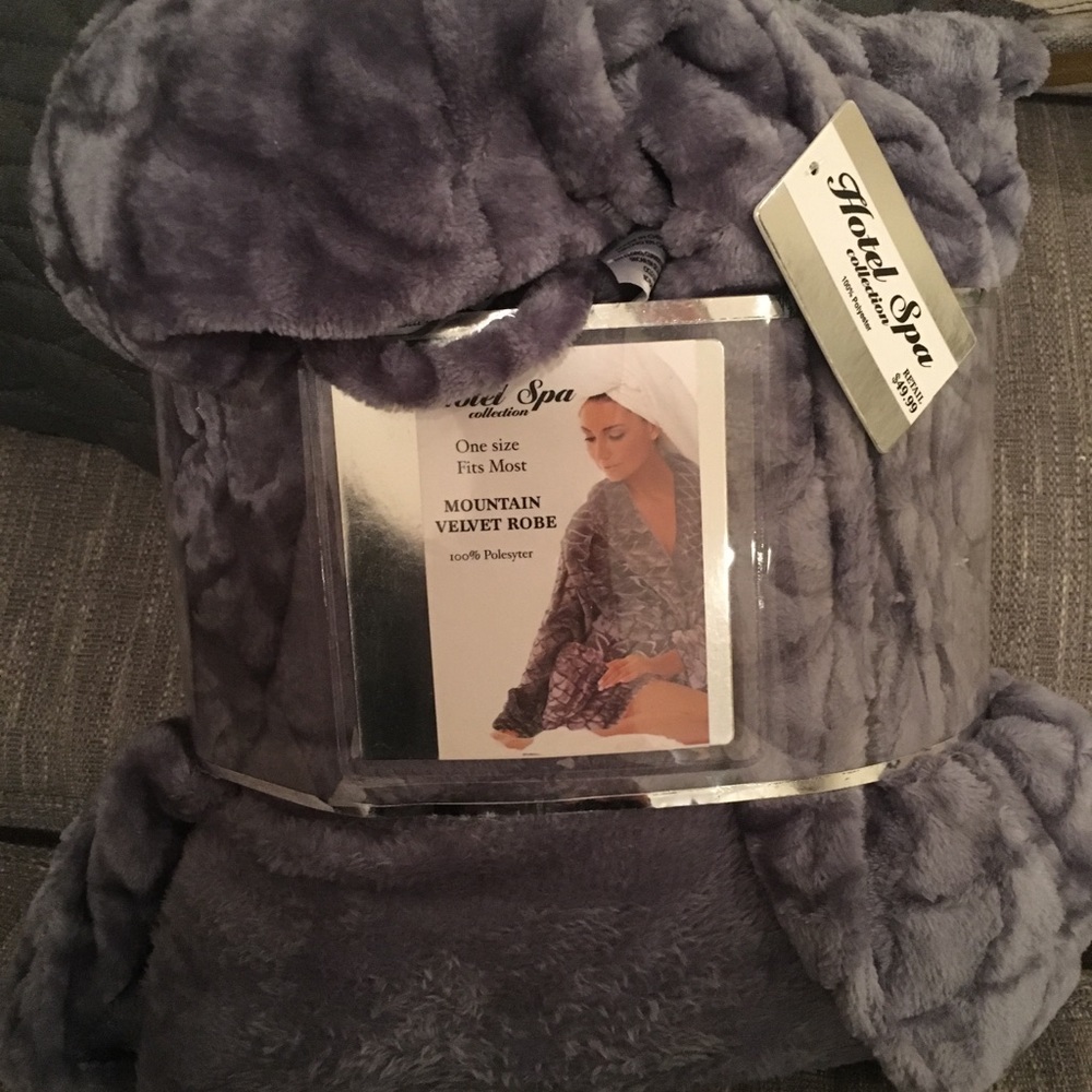 Hotel spa robe